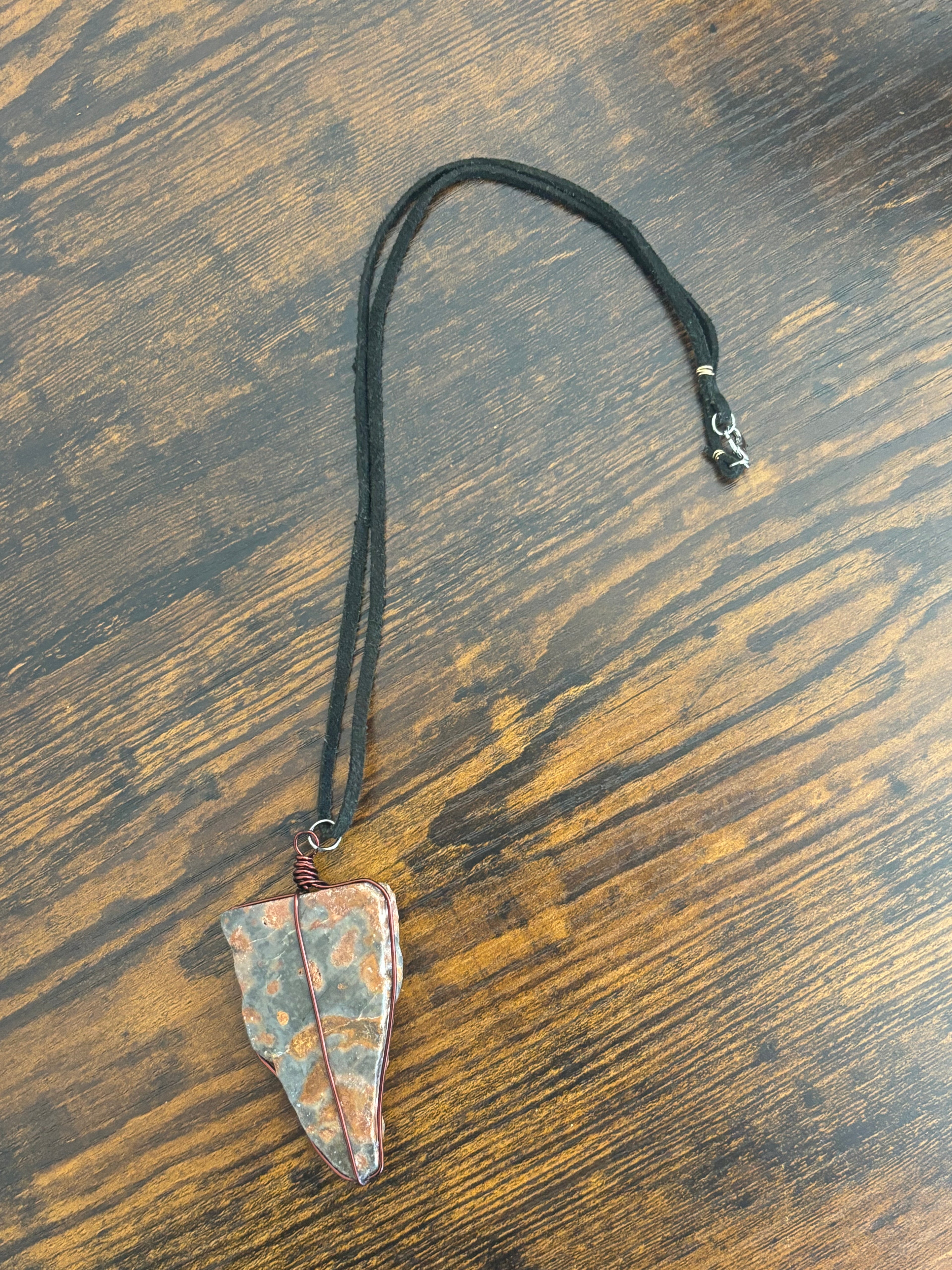 Wired Necklace- Chert with Iron Bands