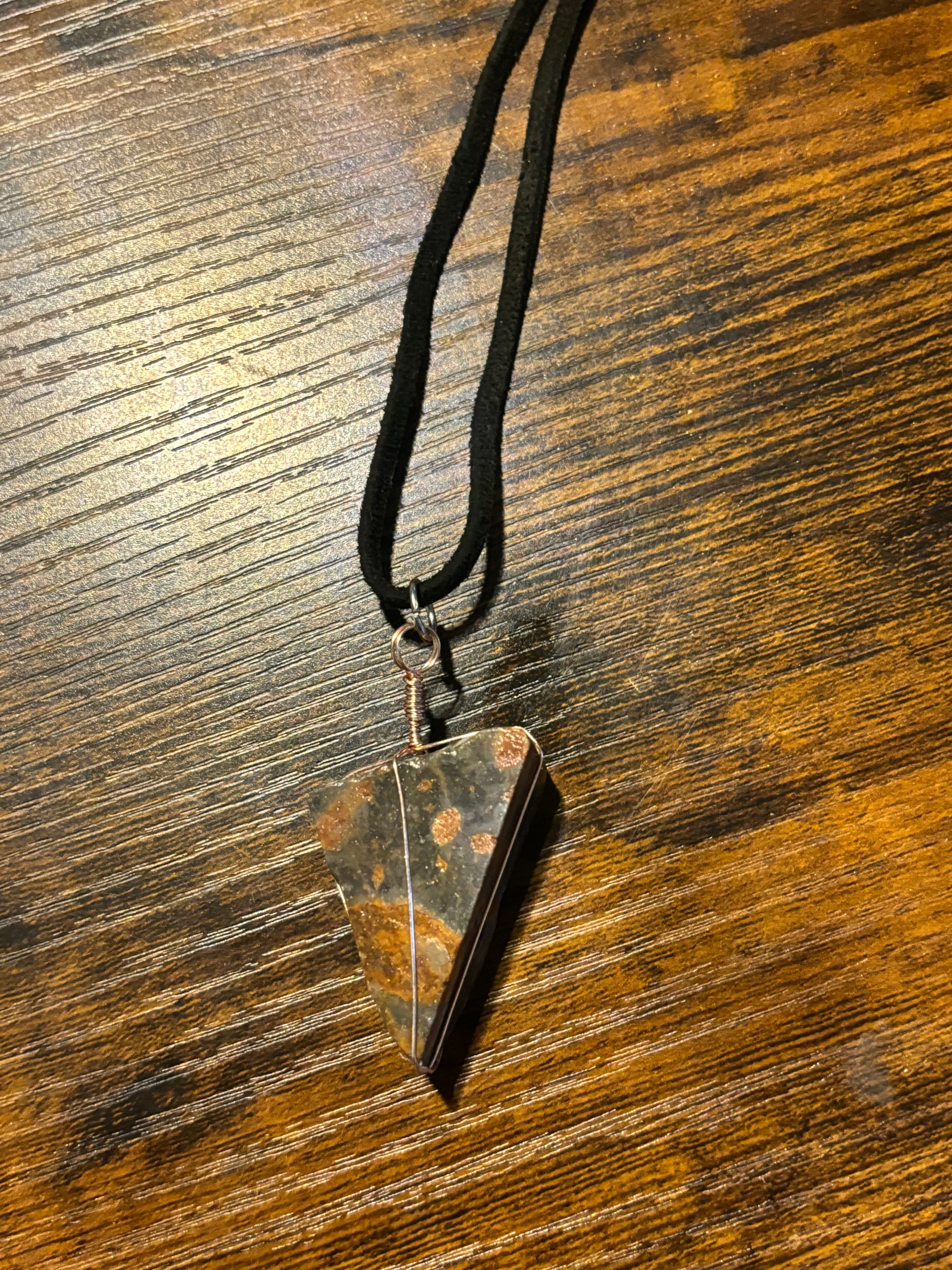 Wire Necklace Triangle- Chert with Iron Bands