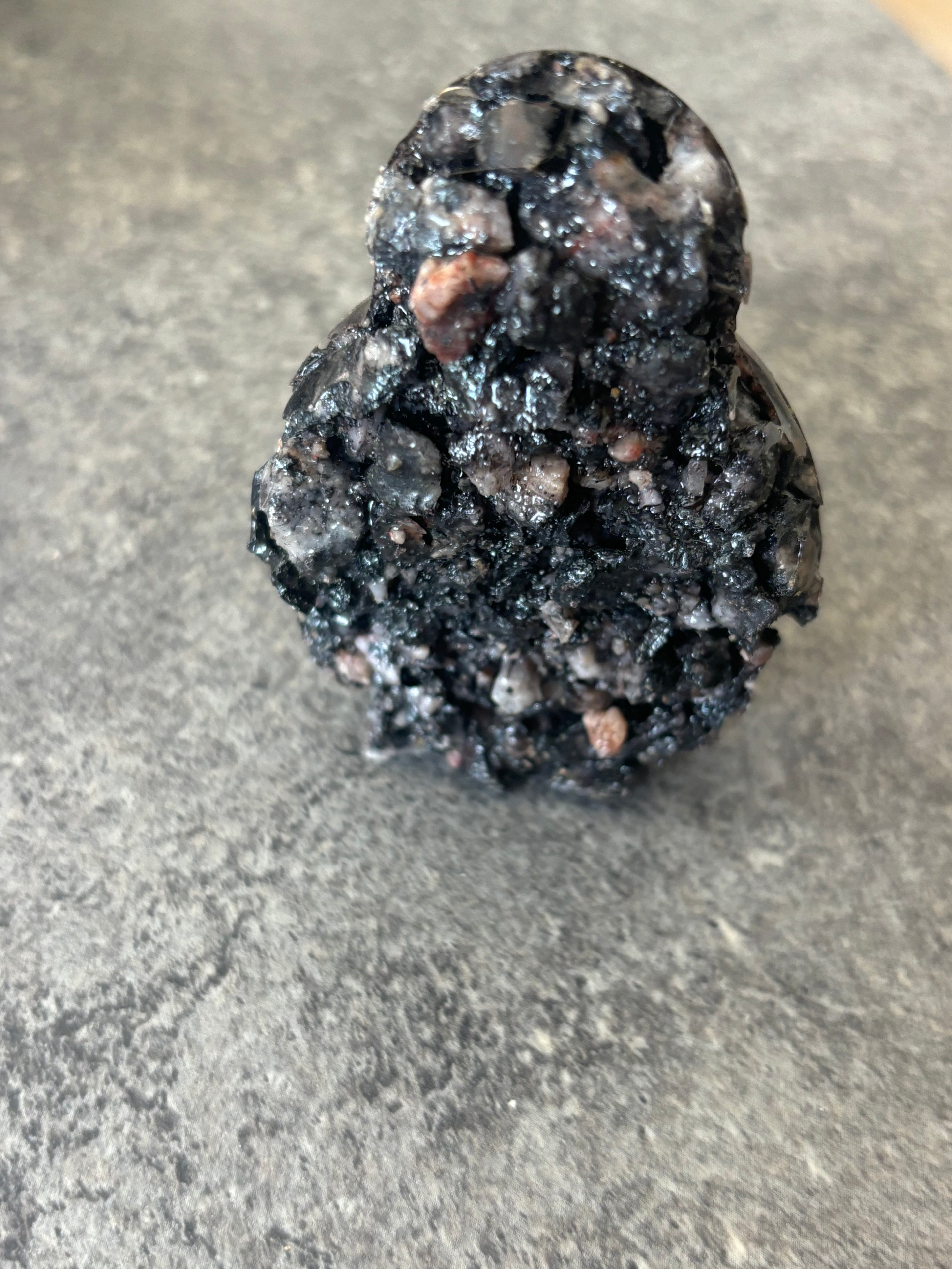 Black Star Diopside Penguin