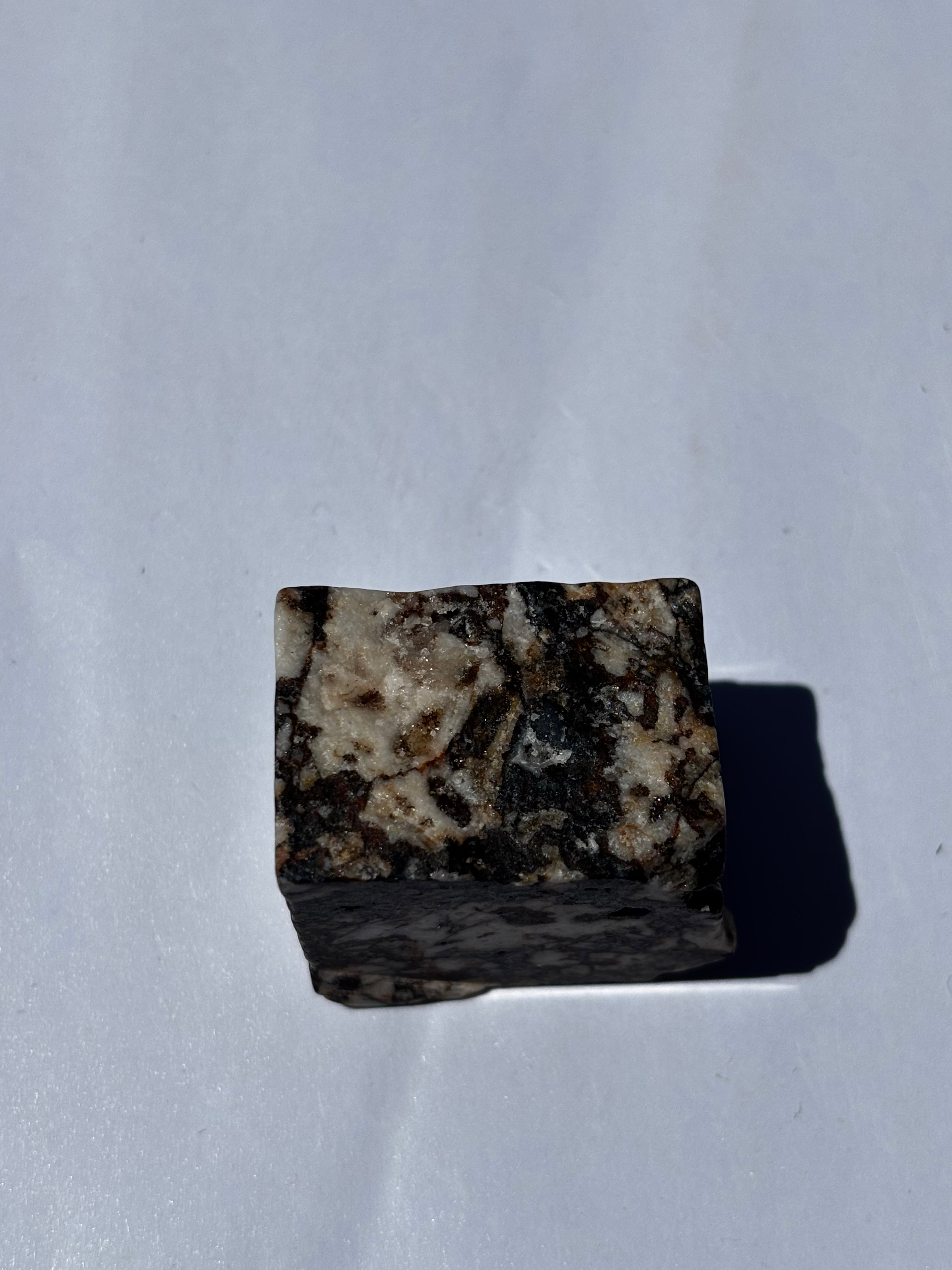Breccia-Cube