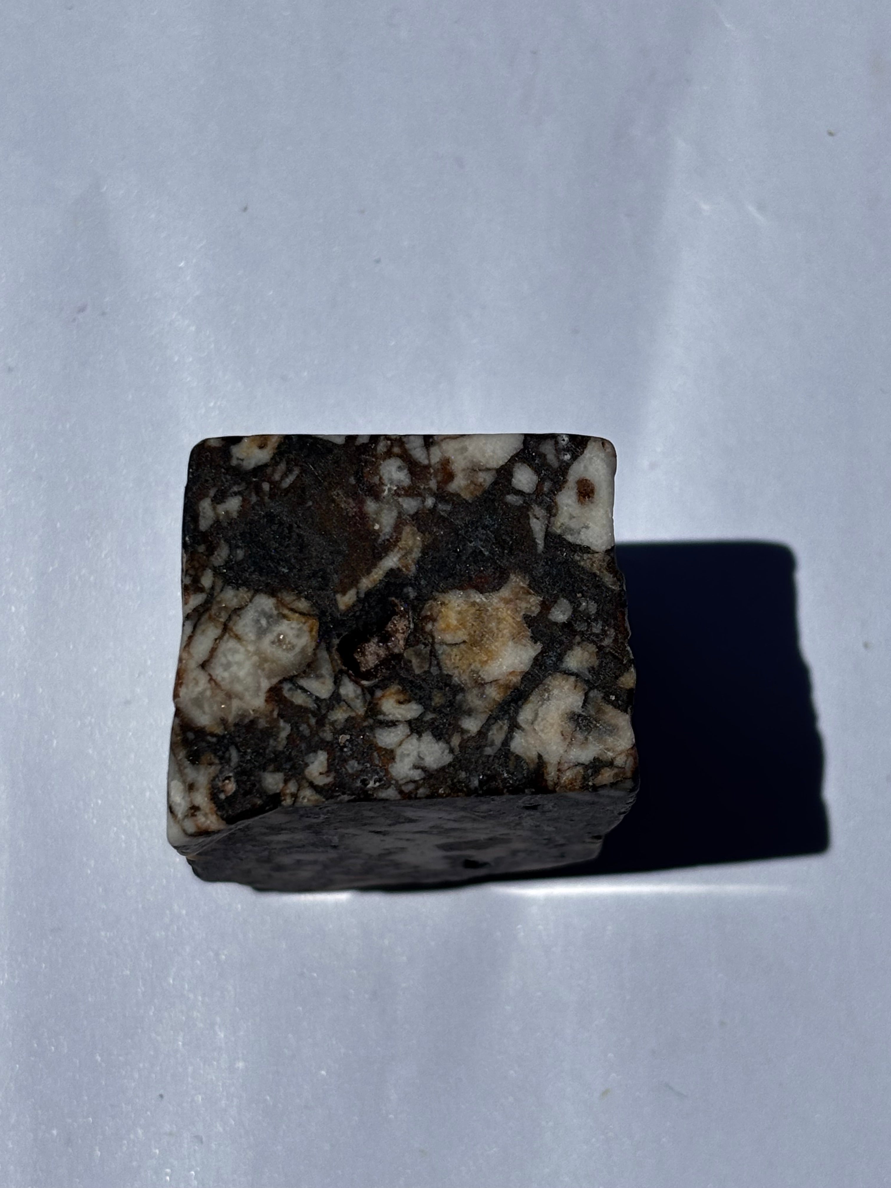 Breccia-Cube